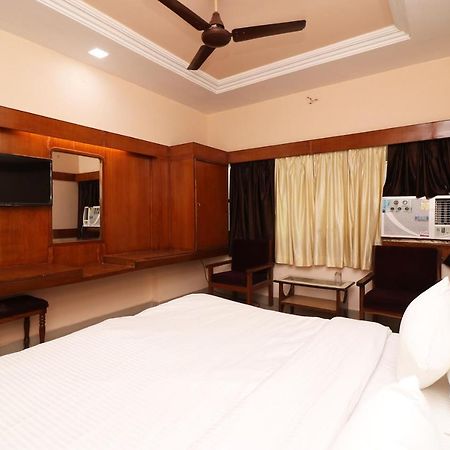 SPOT ON 37002 Hotel Natraj Bilāspur Exterior foto