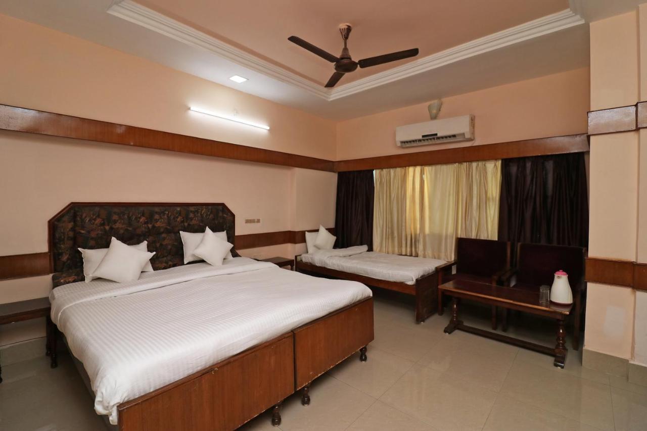 SPOT ON 37002 Hotel Natraj Bilāspur Exterior foto