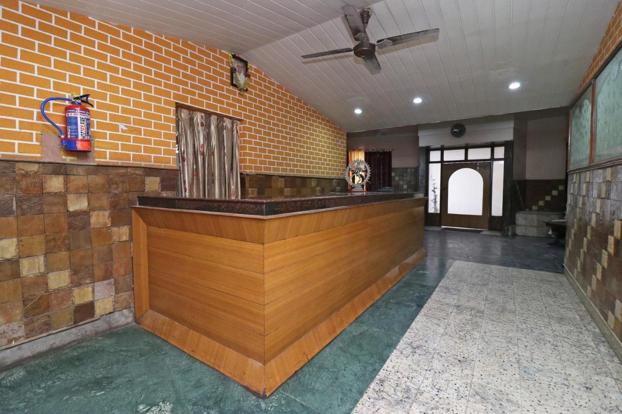 SPOT ON 37002 Hotel Natraj Bilāspur Exterior foto