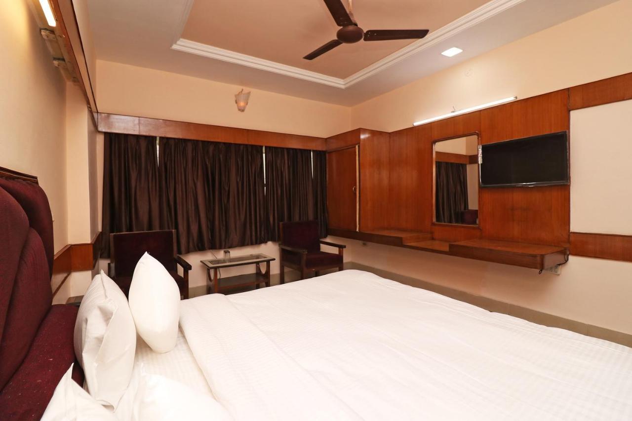 SPOT ON 37002 Hotel Natraj Bilāspur Exterior foto