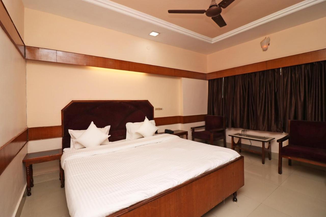 SPOT ON 37002 Hotel Natraj Bilāspur Exterior foto