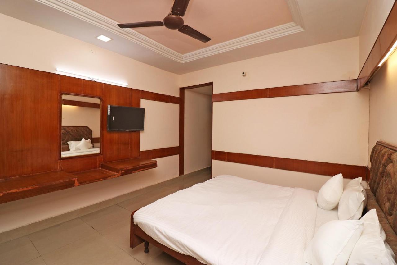 SPOT ON 37002 Hotel Natraj Bilāspur Exterior foto