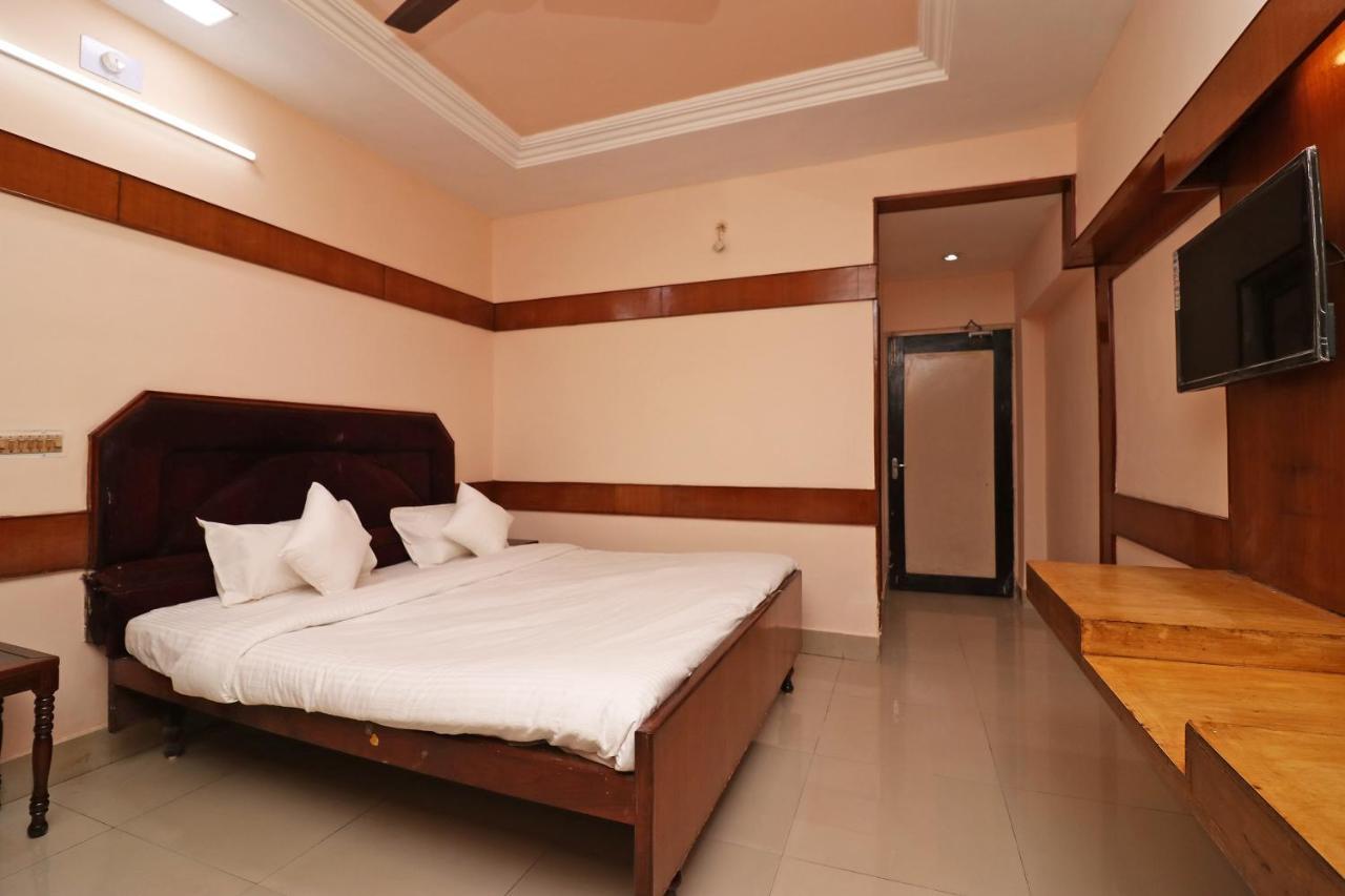SPOT ON 37002 Hotel Natraj Bilāspur Exterior foto