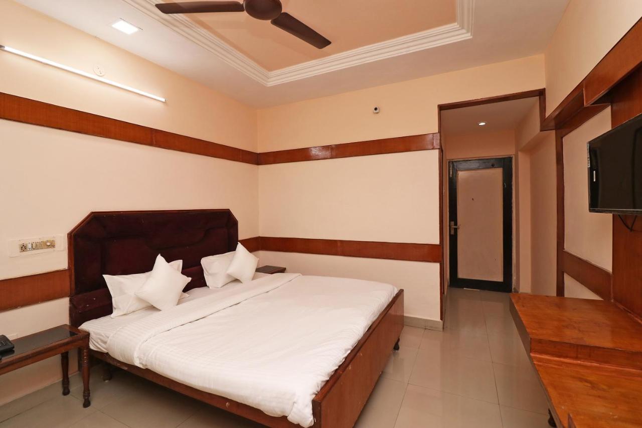 SPOT ON 37002 Hotel Natraj Bilāspur Exterior foto